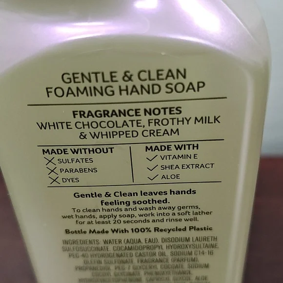 Bath & Body Works 5 Piece Foaming Hand Soap Bundle - Cold & Festive Destash - Picture 3 of 5